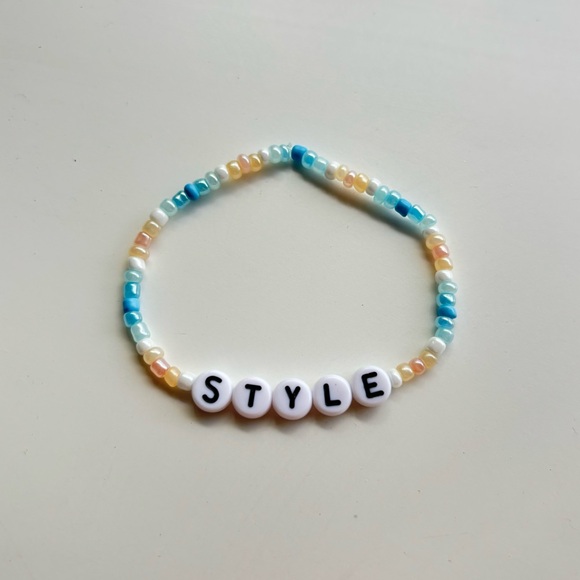 $5 bundled • taylor swift style bracelet - Picture 1 of 5